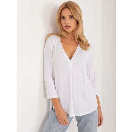 Fashion Hunters White smooth blouse for everyday wear SUBLEVEL