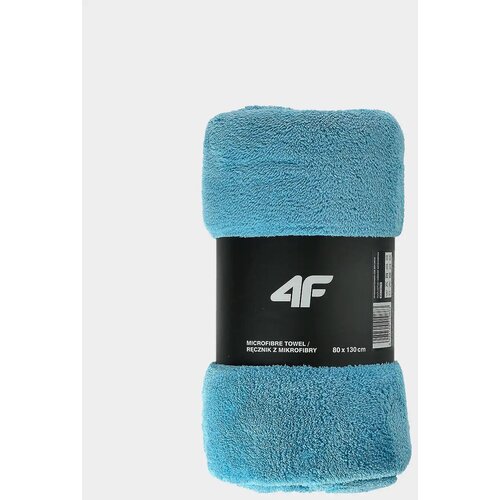 4f Towel Cene