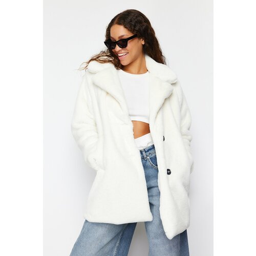 Trendyol White Oversize Wide Cut Plush Coat Slike