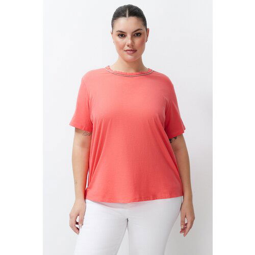 Trendyol Curve Pink Stone Detailed Boyfriend Knitted T-shirt Cene