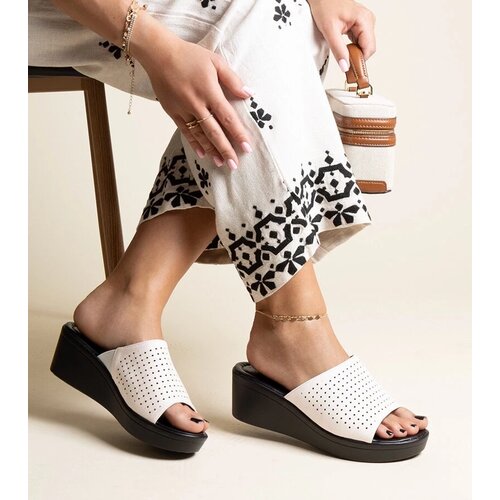 D/CEO Black sandals on a block heel Millo Cijene