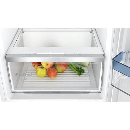 Bosch vgradni kombinirani hladilnik KIV86VFE1 Slike