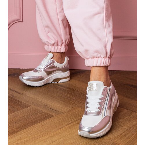 D/CEO marka niezdefiniowana White sneakers with rhinestones and metallic insert Garsi Slike