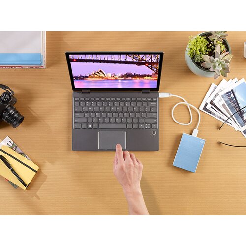 Seagate zunanji hdd disk One Touch (2,5) 2TB, STKY2000402, m Cene
