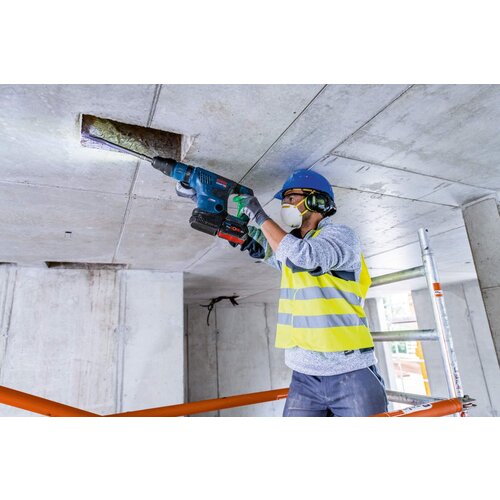 Bosch akumulatorski elektro-pneumatski čekić GBH 18V-36 C; 2 x 8,0 Ah ProCORE + kofer ; SDS max (0611915002) Slike