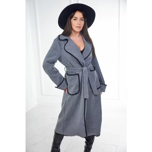 Kesi Coat tied with a decorative trim of gray color