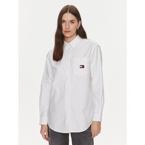 Tommy Jeans Srajca Badge Boyfriend DW0DW17351 Bela Relaxed Fit Slike