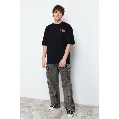 Trendyol Men's Black Oversize /Wide Cut Flower Printed Short Sleeve 100% Cotton T-Shirt Slike