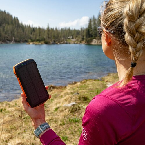 Choetech prenosna baterija 20.000mAh 20W powerbank solarni B657 01.01.04.XX-B657-OR Slike