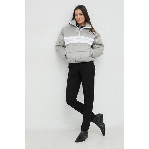 Calvin Klein Jeans Jakna ženska, siva barva Slike