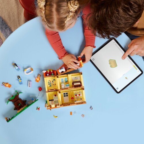 Lego LEGO&amp;reg; Bluey - Bluey &amp;ndash; porodična kuća (11203) Slike