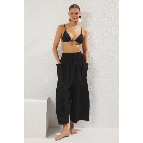 TRENDYOLMILLA Ženske pantalone Tbess24Pl00007, Crne Cene