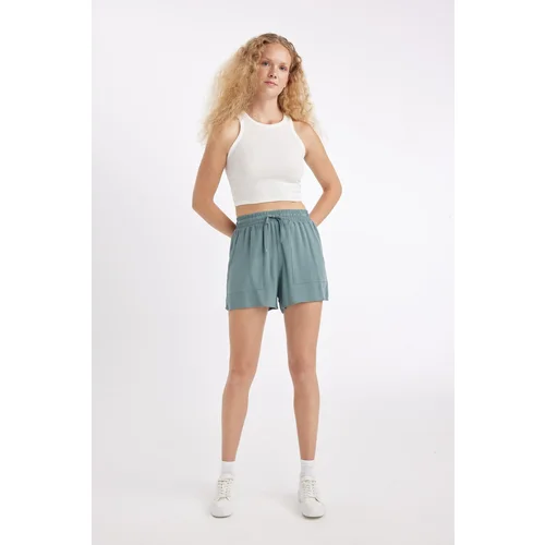 Defacto Regular Fit Normal Waist Straight Leg Crinkle Viscose Shorts