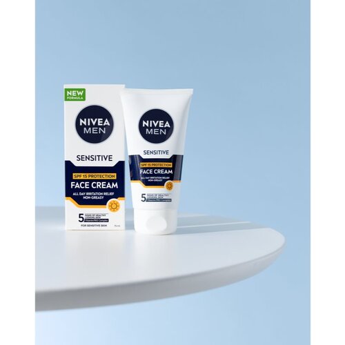 Nivea MEN Sensitive za&amp;scaron;čitna krema za mo&amp;scaron;ke SPF 15 75 ml Slike