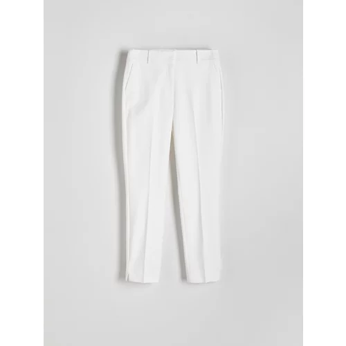 Reserved - Plisirane hlače cigareta kroja - bijela