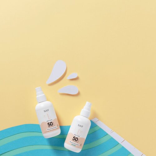 Naif Baby &amp;amp; Kids Mineral Sunscreen SPF 50 za&amp;scaron;čitno pr&amp;scaron;ilo za sončenje za otroke 100 ml Slike