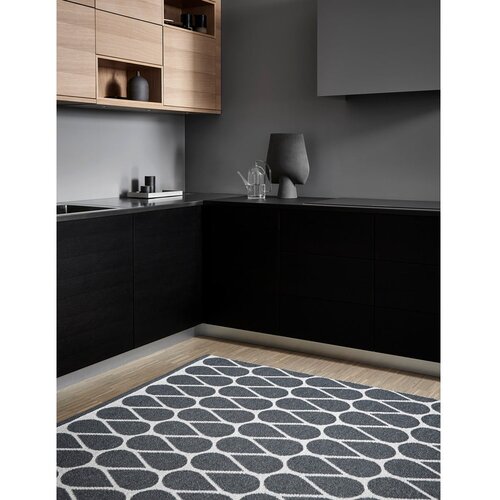 Pappelina Temno siva notranja in zunanja preproga 70x140 cm Otis Granit &amp;ndash; Slike