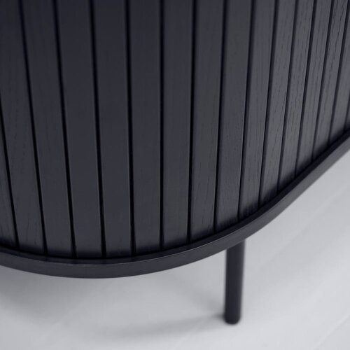 Unique Furniture črna komoda v hrastovem dekorju z drsnimi vrati 120x76x45 cm nola &amp;ndash; Slike