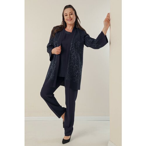 By Saygı plus size 3-piece set with a jacket, blouse and pants with sequin detail. Slike