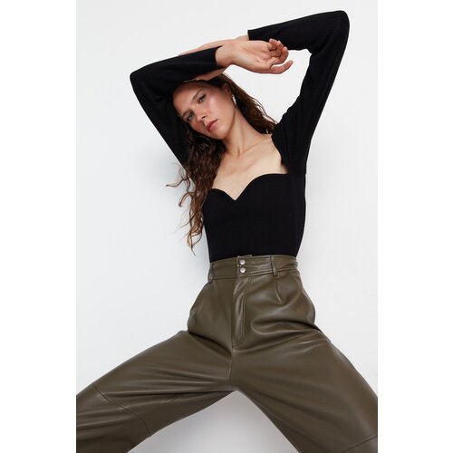 Trendyol Black Heart Neck Detailed Knitwear Sweater Cene
