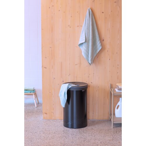 Brabantia Košara za perilo 60 litrov s plastičnim pokrovom - Matt Black Cene