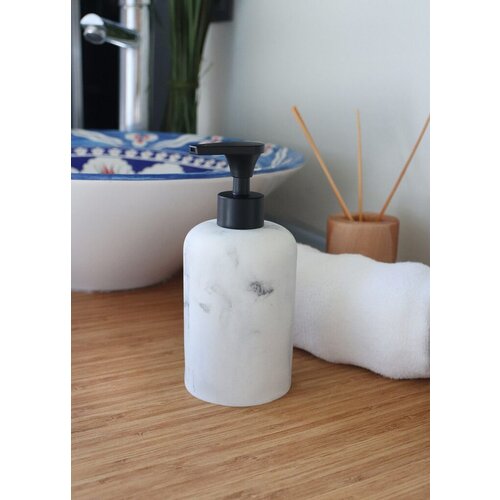 Lessentiel Maison dozator sapuna Sbn0031, 7.8x7.8x17.5 cm, belo-crni Cene