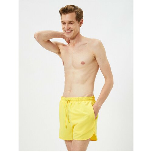 Koton Swimsuit Shorts Short waist with a tie-down pocket. Slike