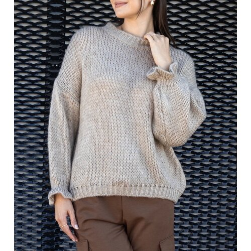 Gemre Light beige asymmetrical oversized sweater Castia Cene