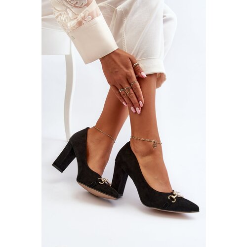 Zazoo Black Suede Pumps with Heart on Heel Slike