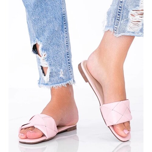 D/CEO Pink slides Iren Cene