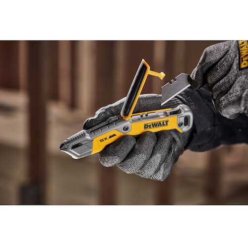 Dewalt DWHT10998-0 skalpel sa fiksnim sečivom 3.0 Slike