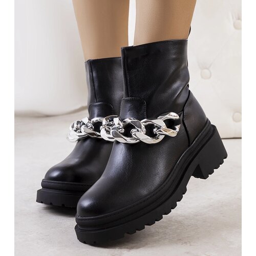 Gemre Black ankle boots on a high sole Alide Slike