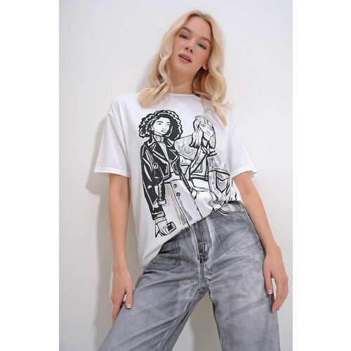 Trend Alaçatı Stili Women's White Crew Neck Foil Printed T-Shirt Cene