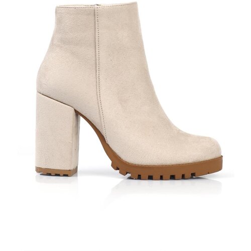 Capone Outfitters Capone Women&amp;#039;s Round Toe Boots With Trace Sole. Medium Heeled. Slike