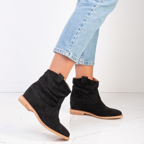 Resti Black boots a'la cowgirls on a covered anchor Daressco - Footwear Cene