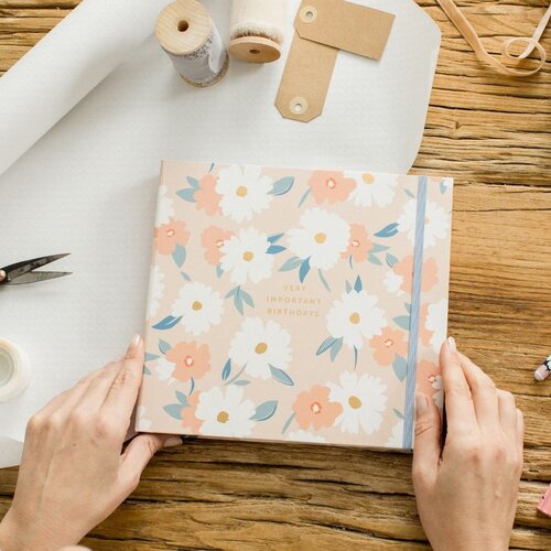 BusyB Notes za datume rođenja 6 str. Pink Daisy &amp;ndash; Slike
