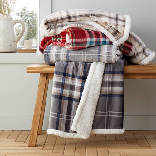 Catherine Lansfield Bež deka od sherpa flisa 130x170 cm Kelso Check &amp;ndash; Slike