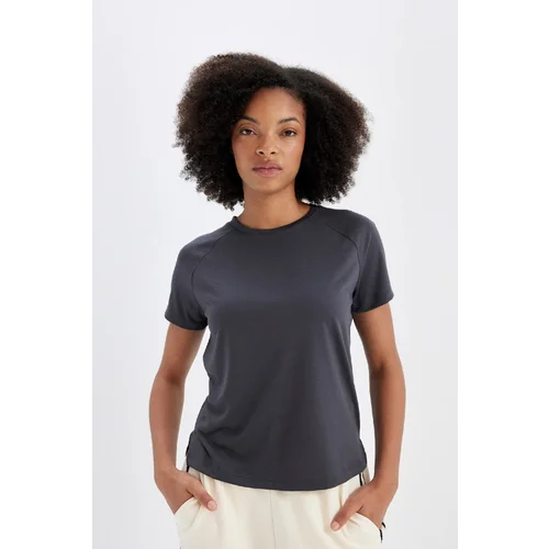 Defacto Fit Crop Crew Neck Athlete Modal Short Sleeve T-Shirt