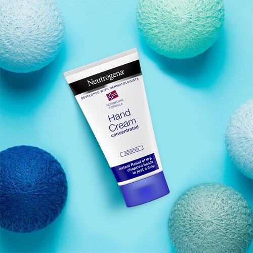 Neutrogena norwegian Formula&amp;reg; hand cream scented krema za suhe in razpokane roke 75 ml za ženske Slike