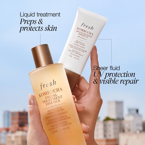 Fresh Kombucha Multi-Defense Sheer UV lahki za&amp;scaron;čitni fluid proti temnim madežem SPF 50 50 ml Slike