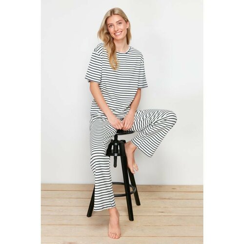 Trendyol Black-White Cotton Striped Ribbed Knitted Pajamas Set Slike