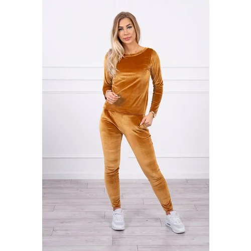 Kesi Velour set with ruffles on the back camel