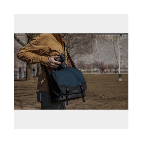 Tenba DNA 13 DSLR Messenger Bag &amp;mdash; Blue Slike