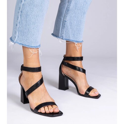 Gemre Black block heel sandals with a buckle Runaz Cene
