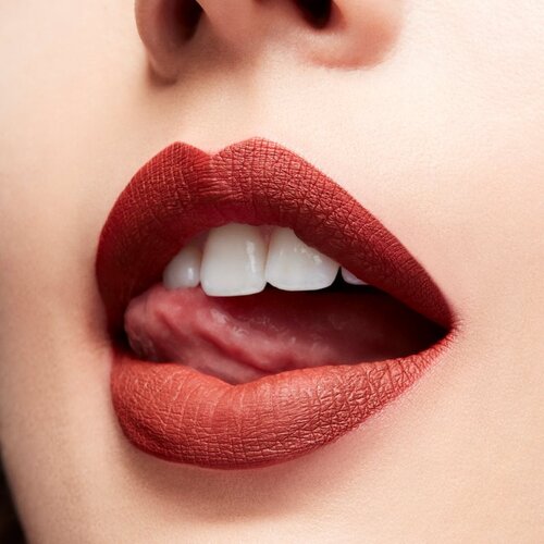 MAC Cosmetics Locked Kiss Ink 24HR Lipcolour dolgoobstojna tekoča mat &amp;scaron;minka odtenek Sophistry 4 ml Slike