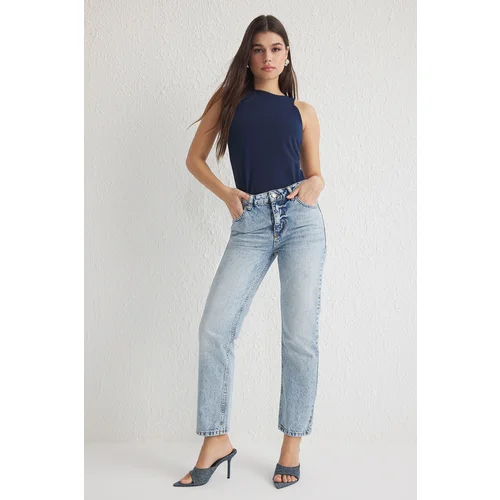 Trendyol Light Blue Regular Waist Straight Jeans