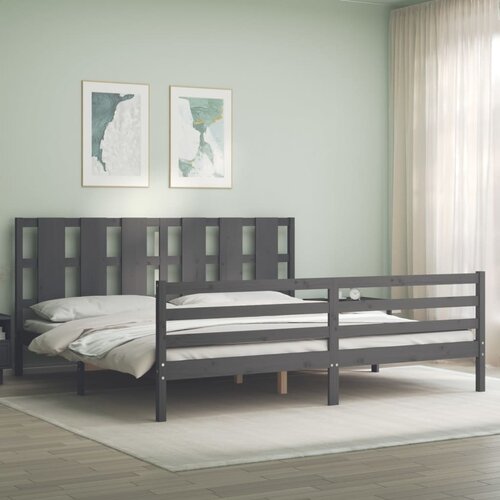 vidaXL Posteljni okvir z vzglavjem siv 200x200 cm trden les Cene