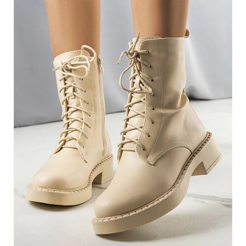 D/CEO Black patent leather strada boots Slike
