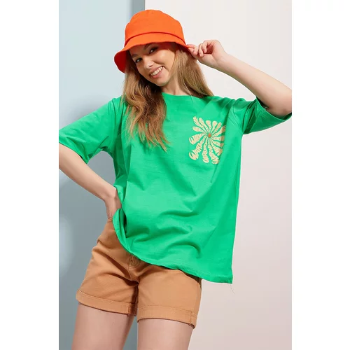 Trend Alaçatı Stili Women's Green Crew Neck Front And Back Flocked Printed 100% Cotton Oversize T-Shirt