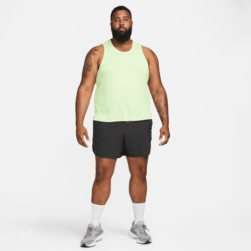 Nike Man's Shorts Dri-FIT Stride DM4761-010 Slike